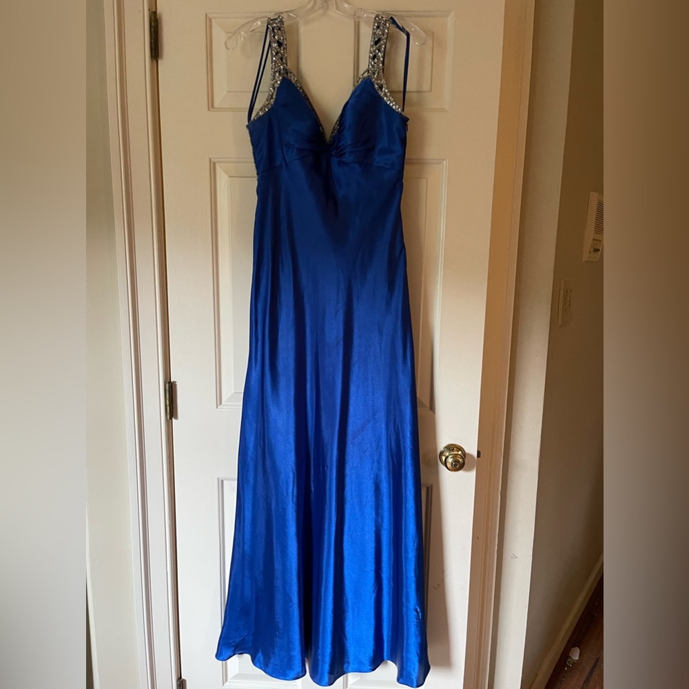 Faviana Couture prom dress